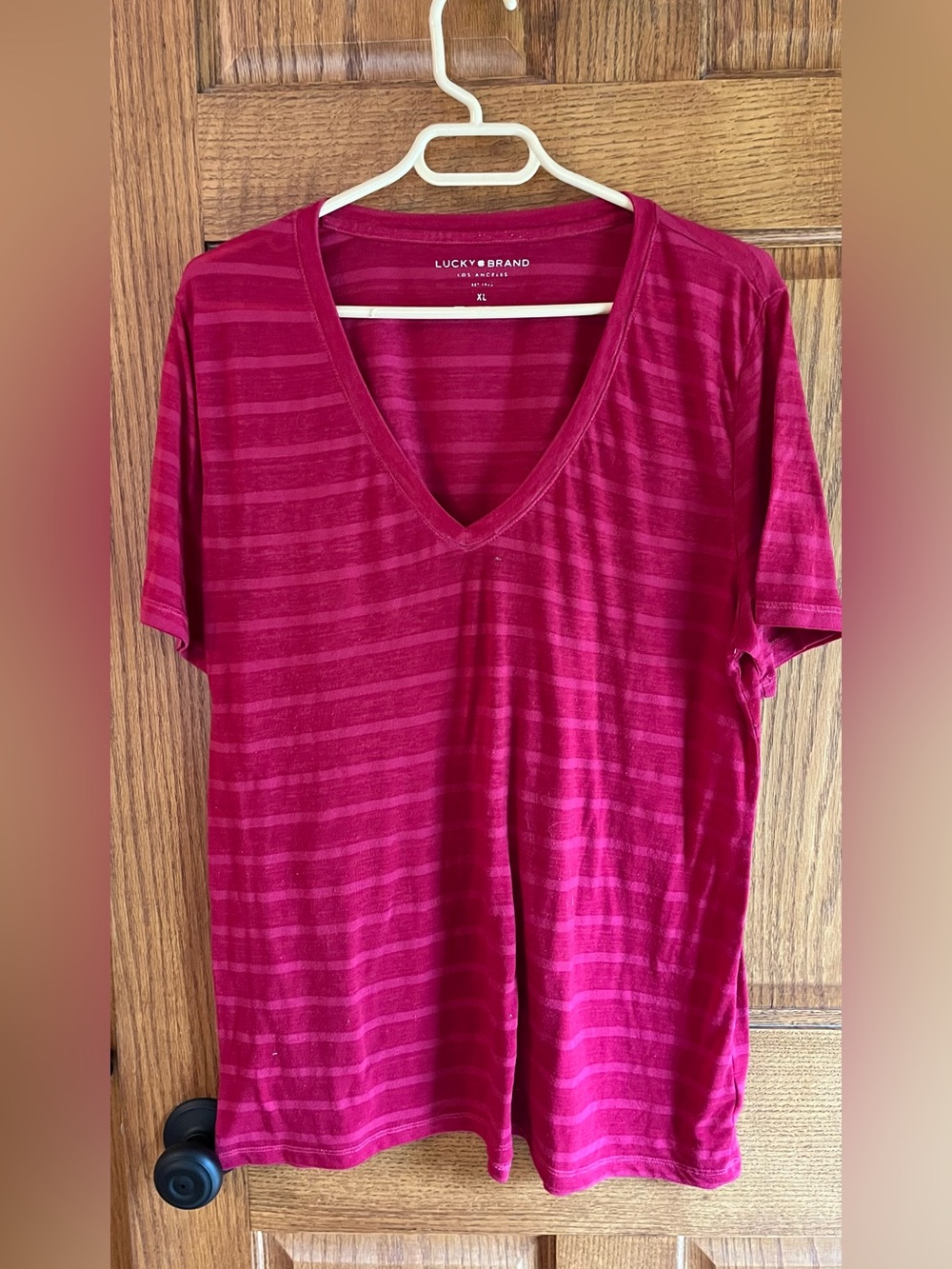 Lucky Brand Women’s V-Neck Stripe Tee - Raspberry Pink XL Short Sleeved